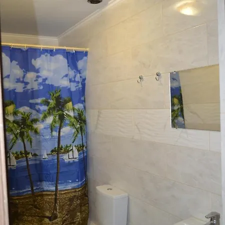 Готель Простір Bed & Breakfast Tyachiv