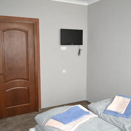 Bed & Breakfast Готель Простір Tyachiv