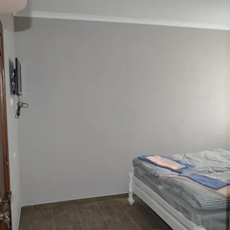 Bed & Breakfast Готель Простір Tyachiv