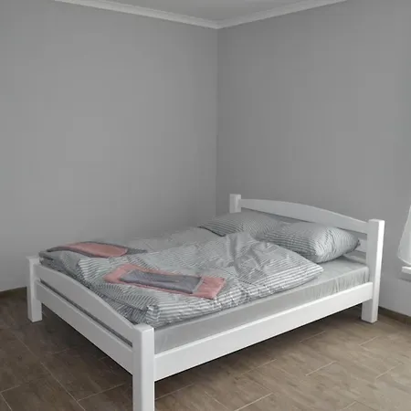Готель Простір Bed & Breakfast *